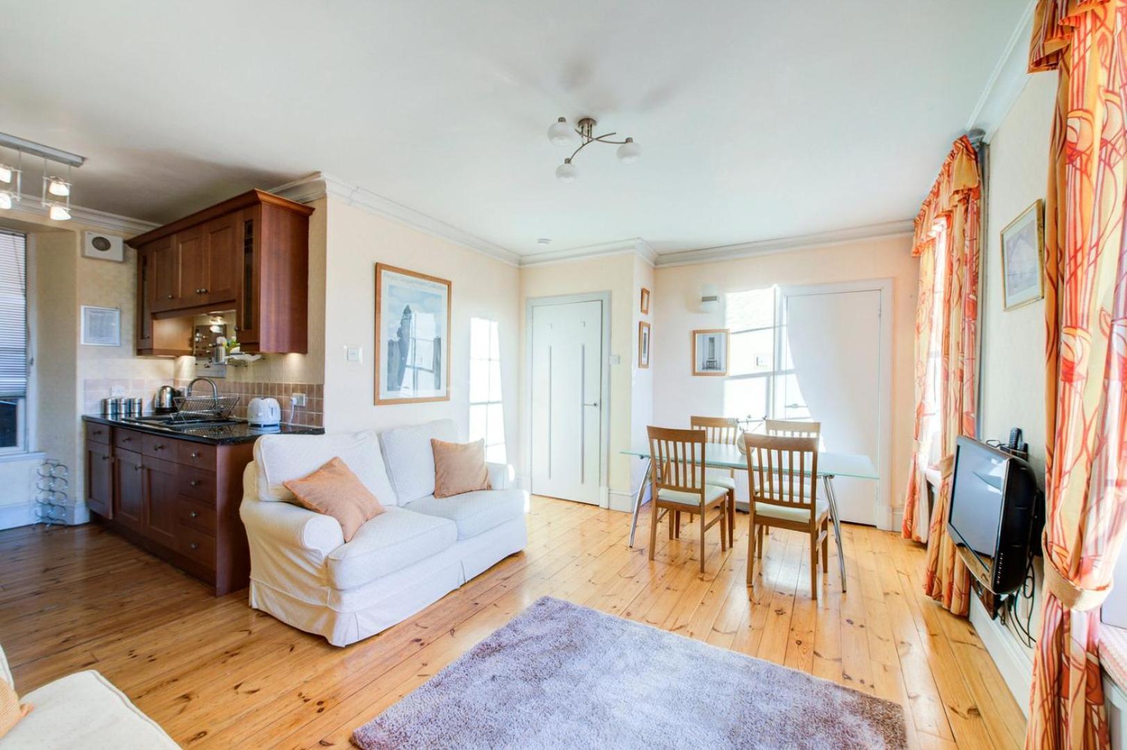 Guestready - Historic Edinburgh Old Town Apartment ภายนอก รูปภาพ